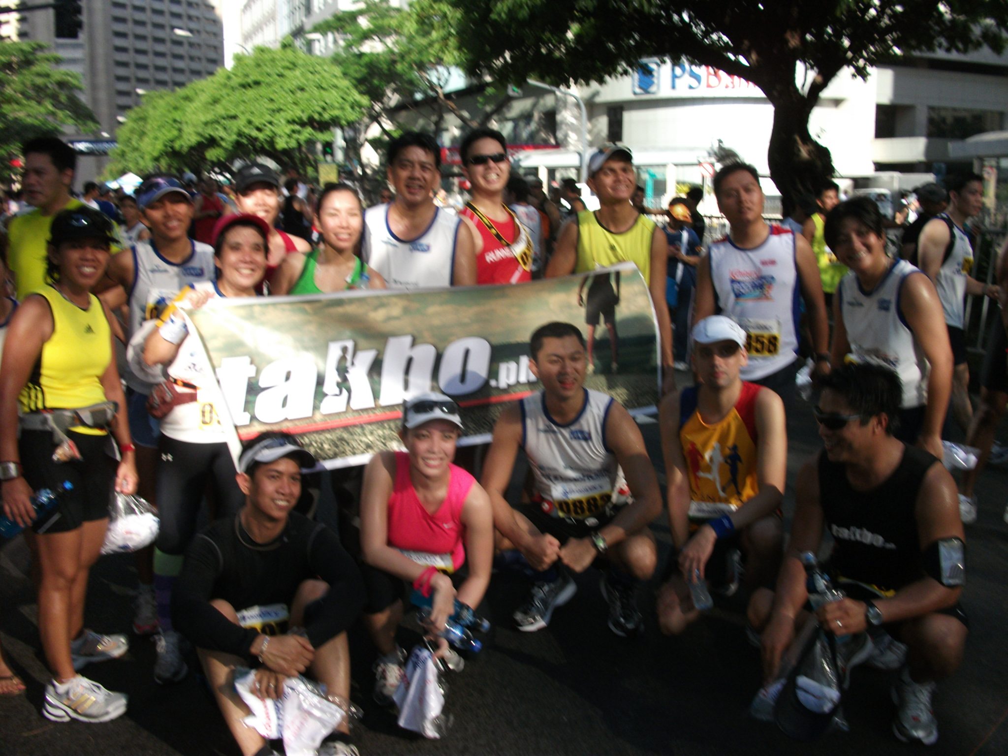 Globe Run For Home 2010: the Takbo.ph Family