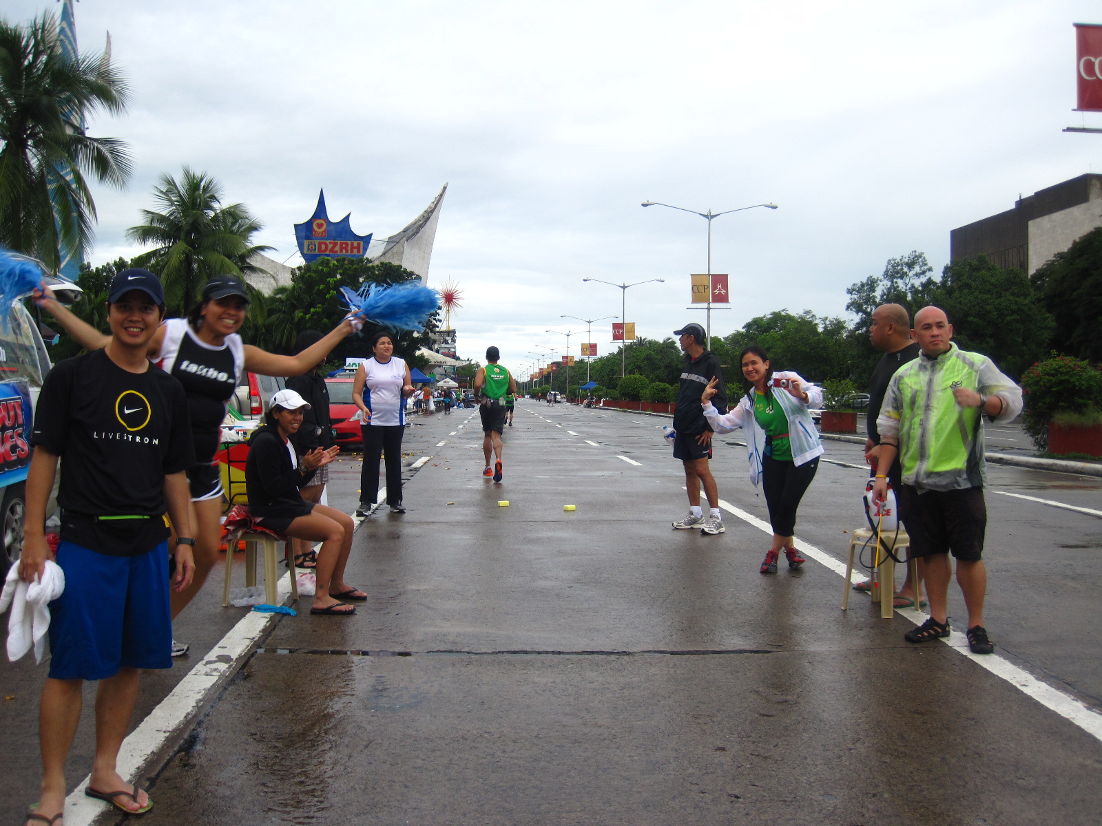 35th Milo Marathon: Cheer Station!