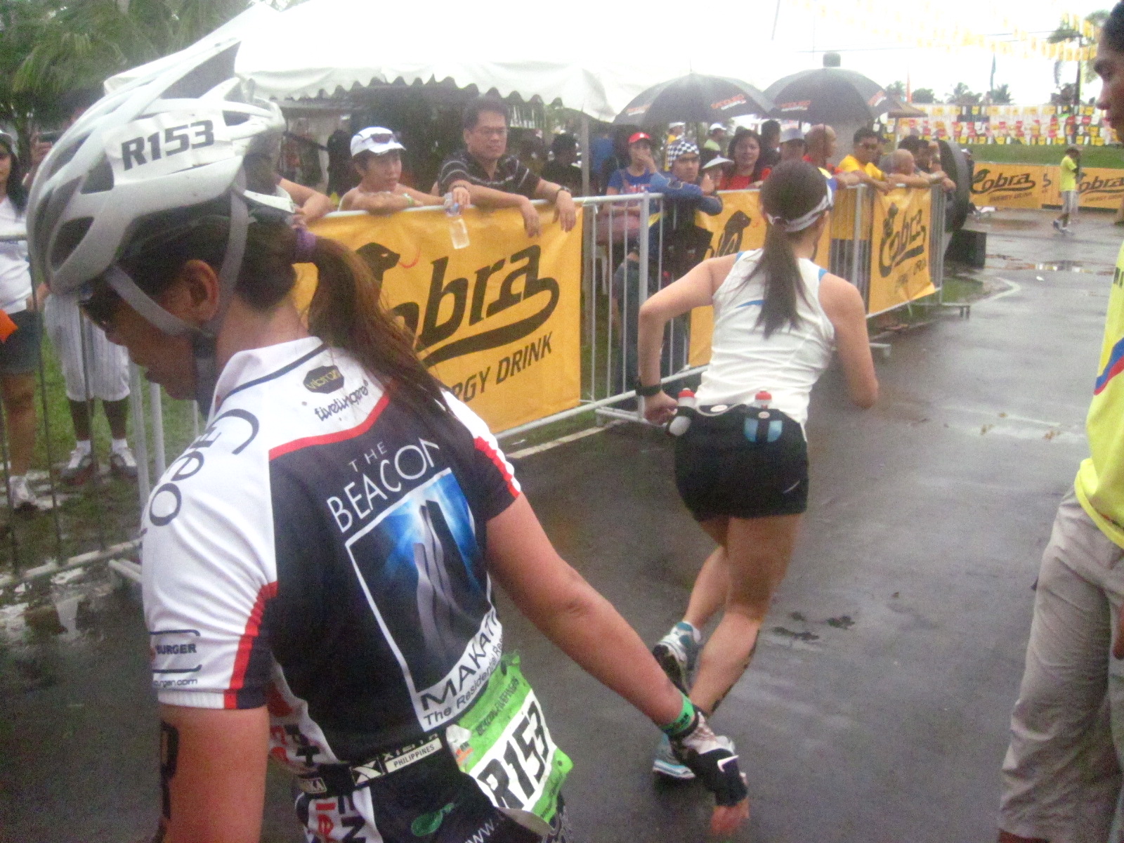2011 Ironman 70.3: Relay Handoff