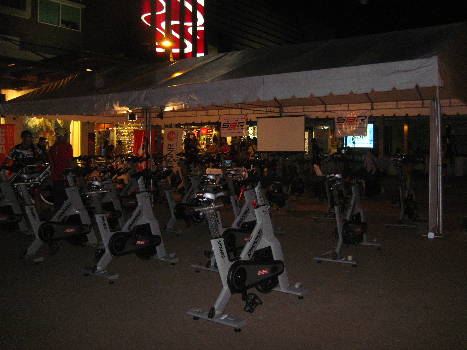 RUNNR Discover Duathlon: Stationary Bikes