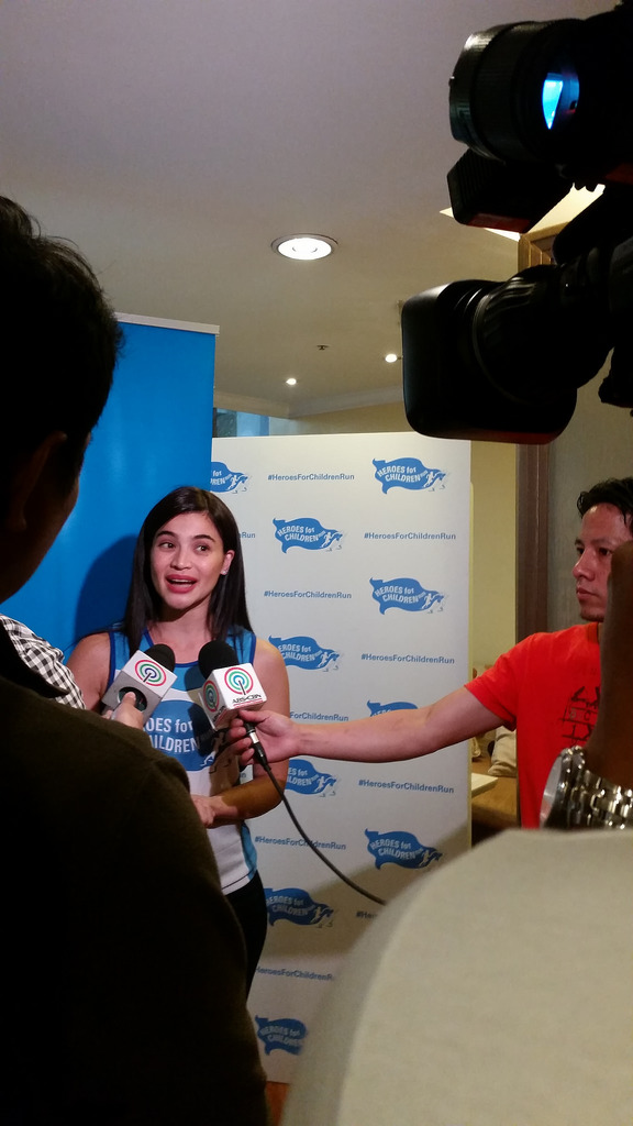 Heroes for Children Run with Anne Curtis